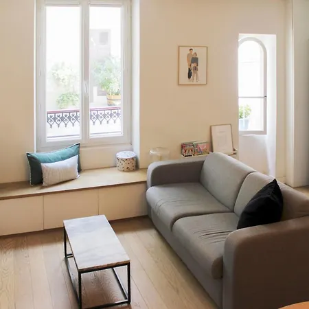 Luminous 60m2 Apartment